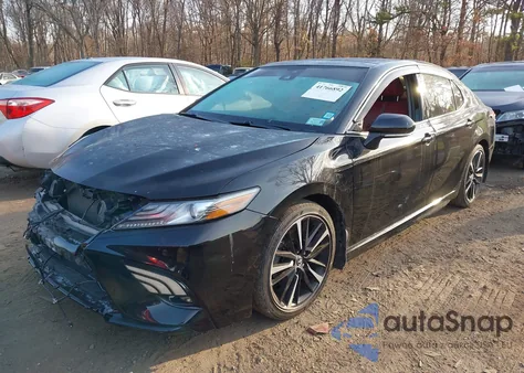 2018 Toyota Camry Xse из США, поврежденный, VIN 4T1B61HK3JU118939